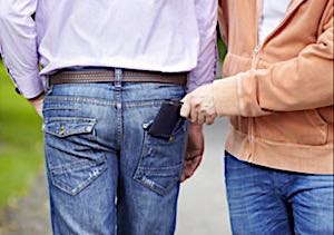 pickpocket stealing wallet